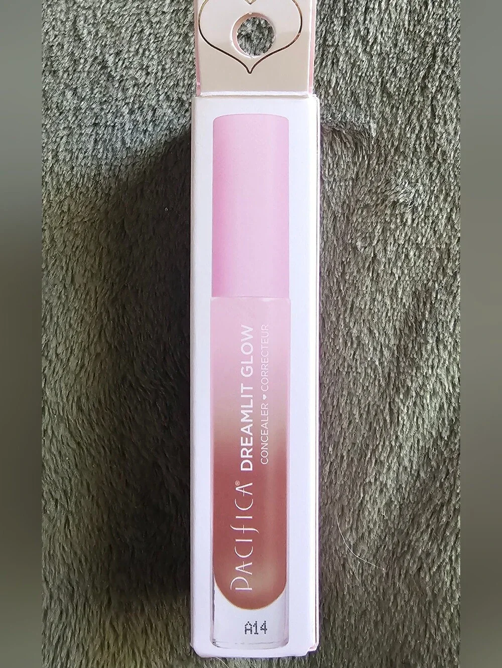 Pacifica Dream Lit Glow Concealer - Shade 05 (Rich Mocha)